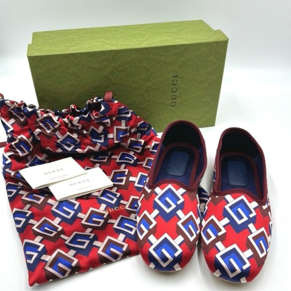 Gucci Red Satin Voyage Geometric G Print Slippers NEW in Box SZ 16